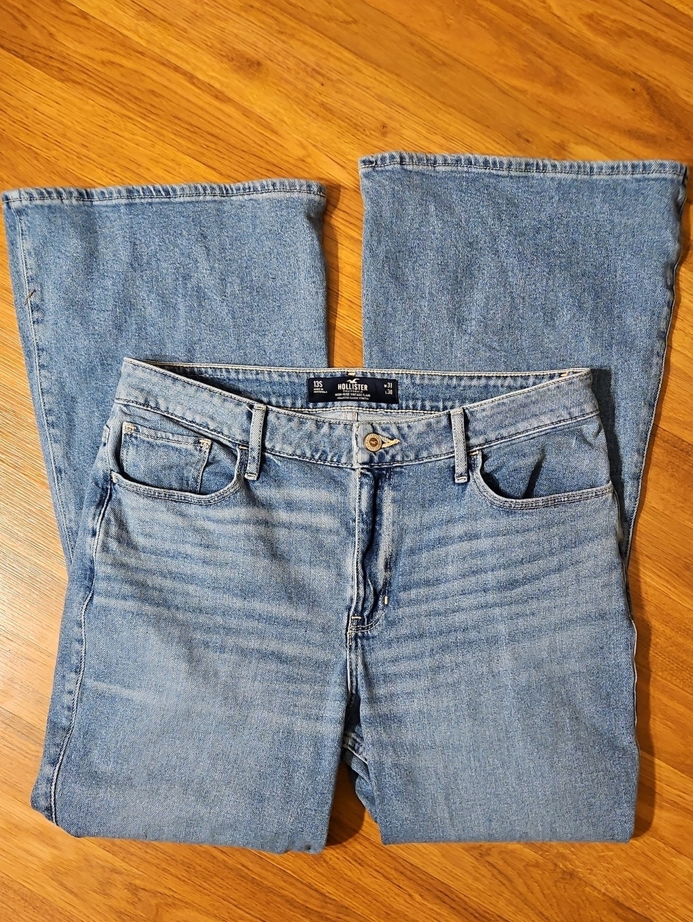 Hollister High Rise Vintage Flare Classic Stretch Jeans Size 31S